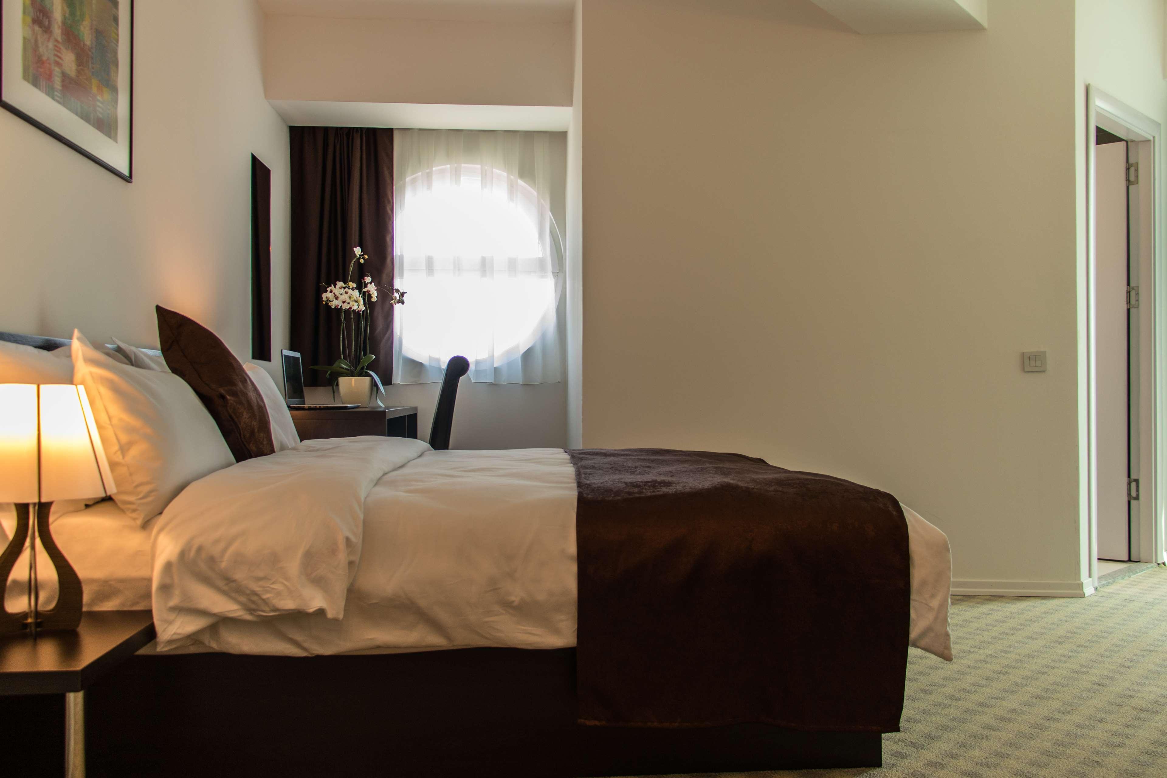 Best Western Hotel Galla Sllatine e Madhe エクステリア 写真