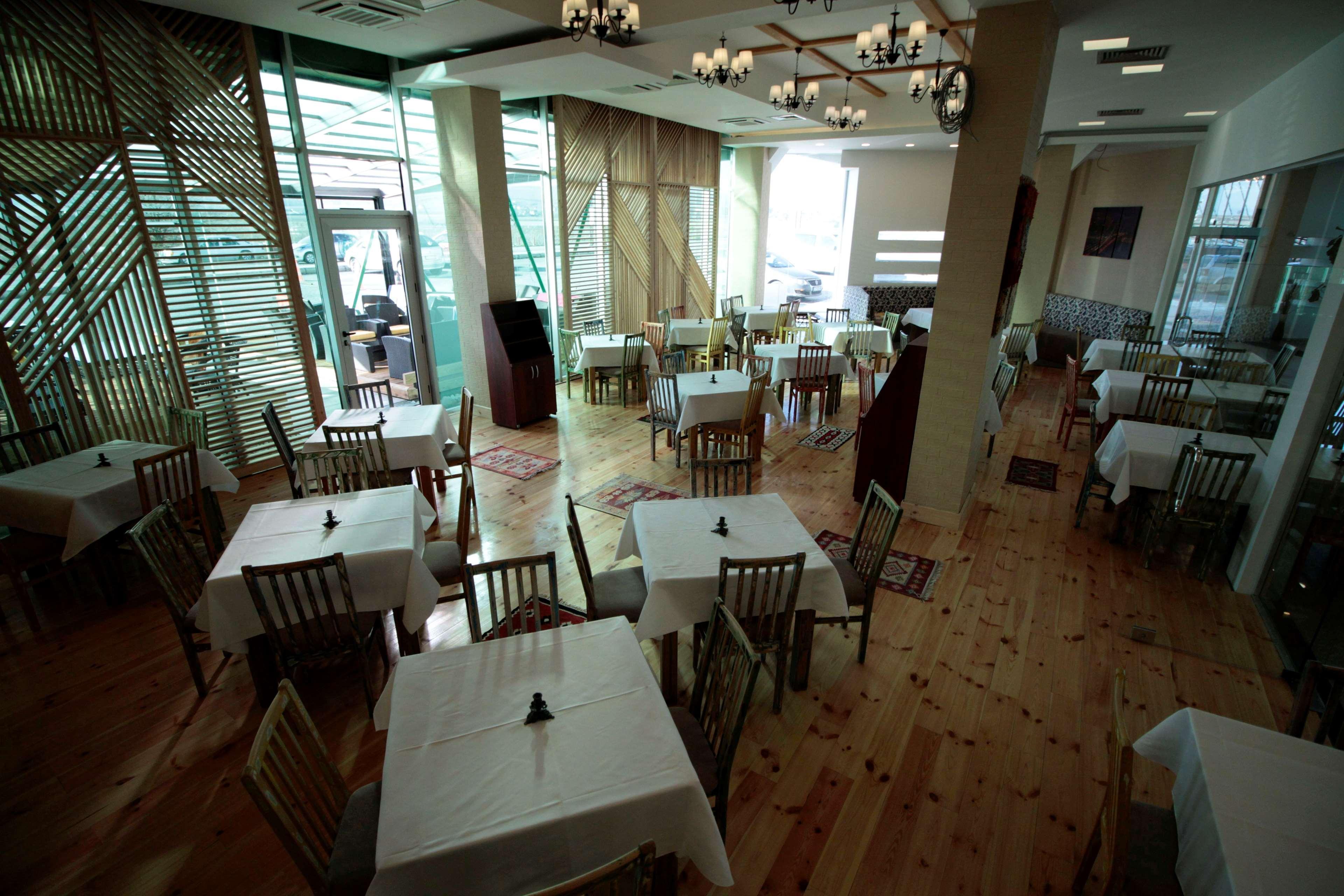 Best Western Hotel Galla Sllatine e Madhe エクステリア 写真