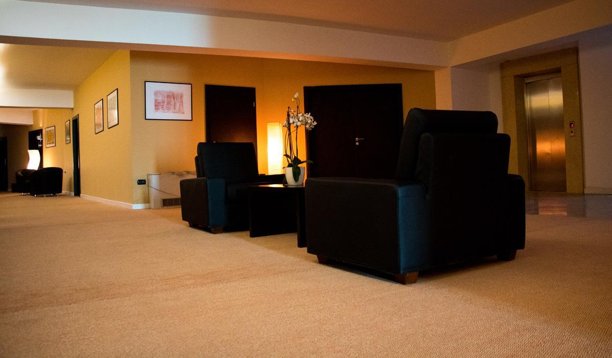 Best Western Hotel Galla Sllatine e Madhe エクステリア 写真